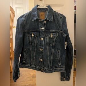 NWT Dark Wash Blue GAP Denim Jacket